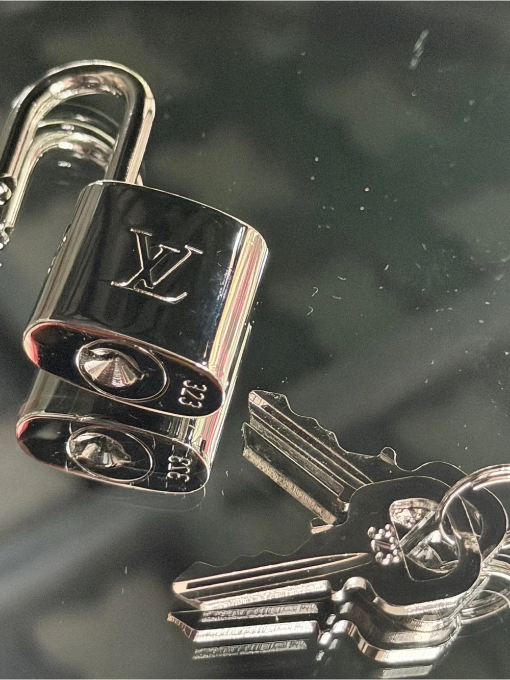 Authentic Louis Vuitton Silver Padlock #323 & 2 Working Keys